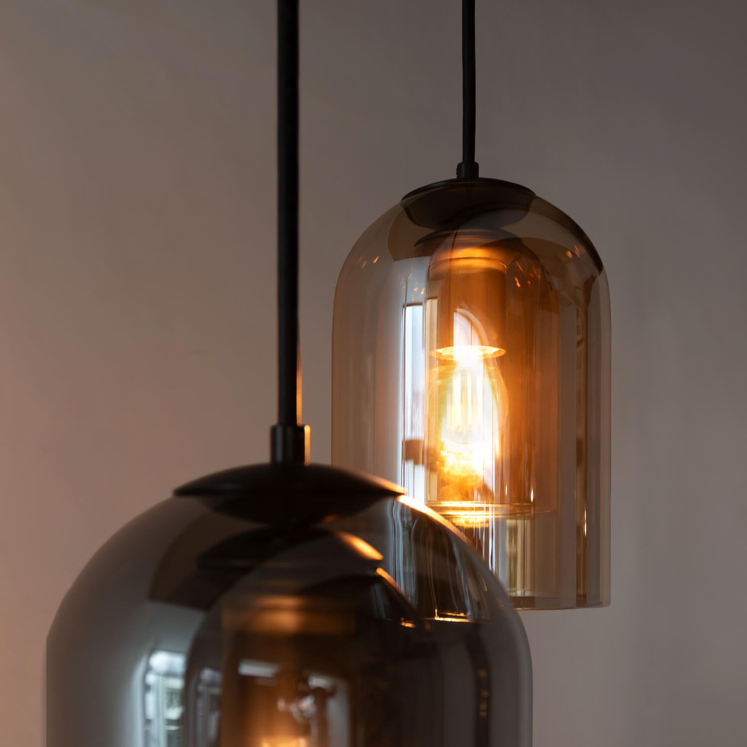 2重になったガラスシェードオシャレなドラップペンダントライト