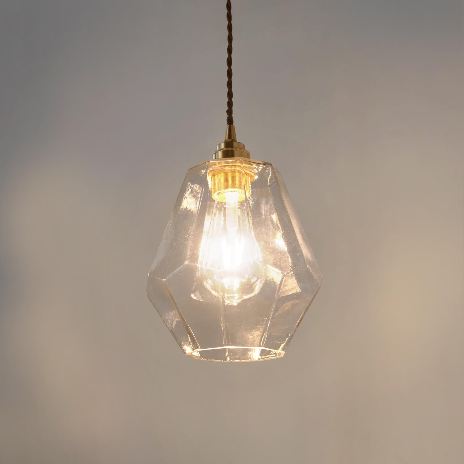 アンティーク風の多面体ガラスシェード - ヘキサムペンダントライト