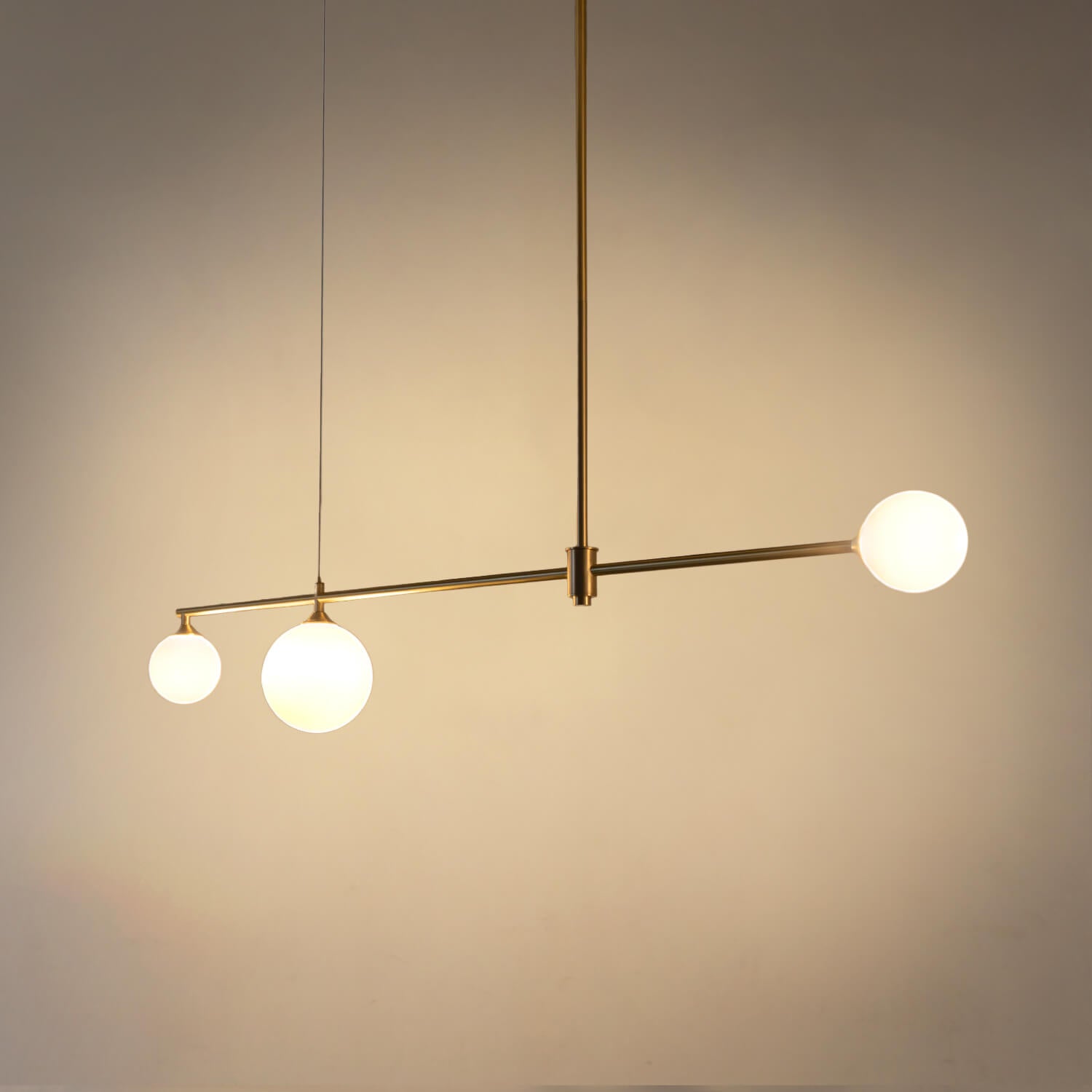 繊細な真鍮フレームがモダンなペンダントライト - Pm-57_(3) – TOWARDS