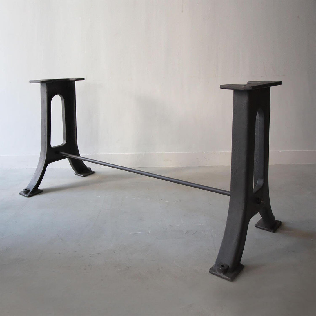 CREBER Leg | クレバーレッグ - テーブル - TOWARDS